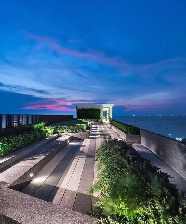 The Base Central Pattaya Bagian luar foto