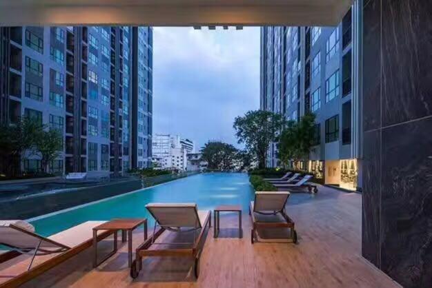 The Base Central Pattaya Bagian luar foto