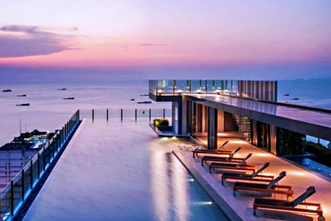 The Base Central Pattaya Bagian luar foto