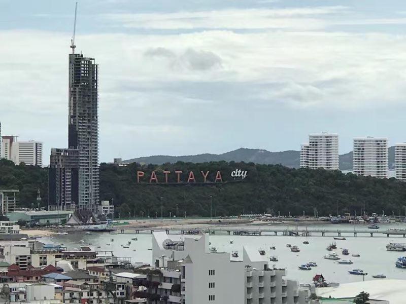 The Base Central Pattaya Bagian luar foto